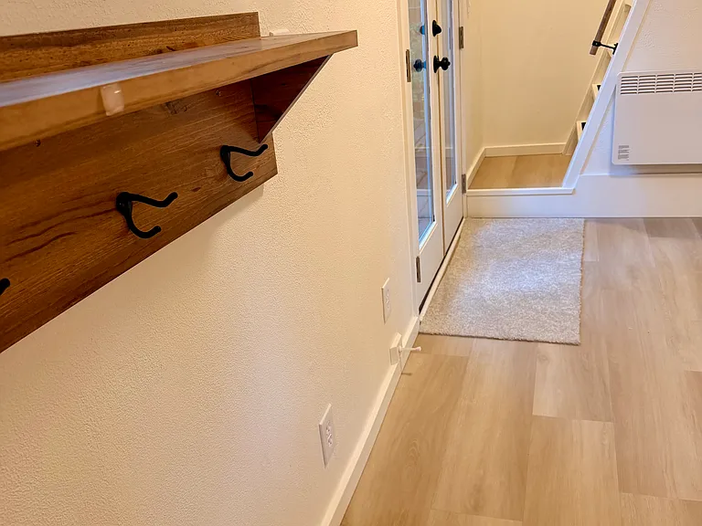 10137 Field Ln — Photo 4