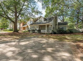 204 Woodburn Club Ln, Spartanburg, SC 29302