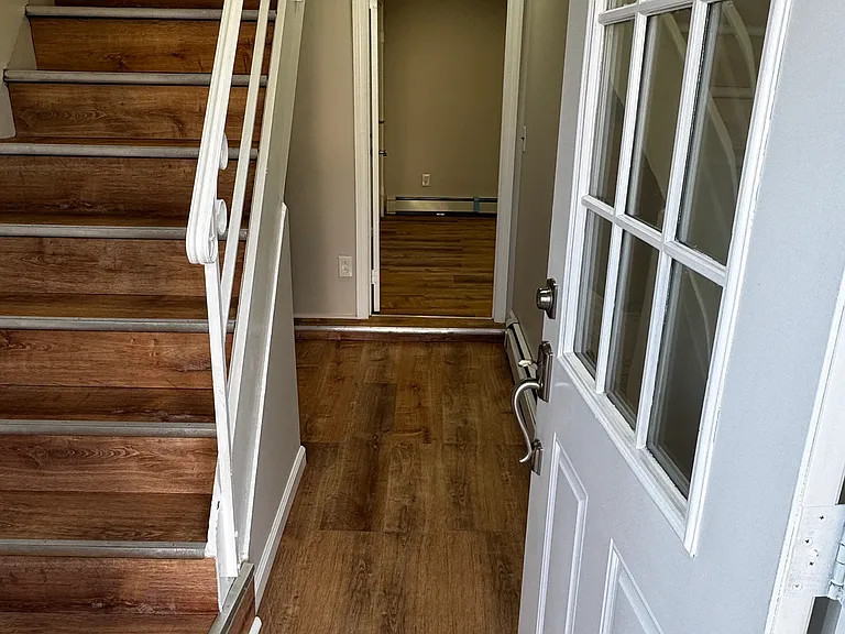 10 Ridgedale Ave W #2 — Photo 15