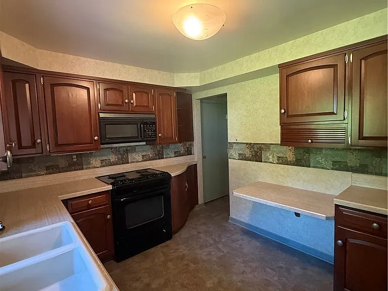 1816 Park Circle Dr — Photo 13