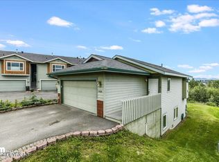 1526 Northbluff Dr, Anchorage, AK 99501