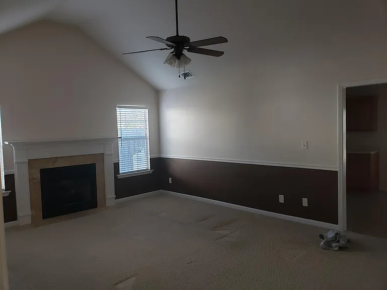 131 Cedarland Dr — Photo 5