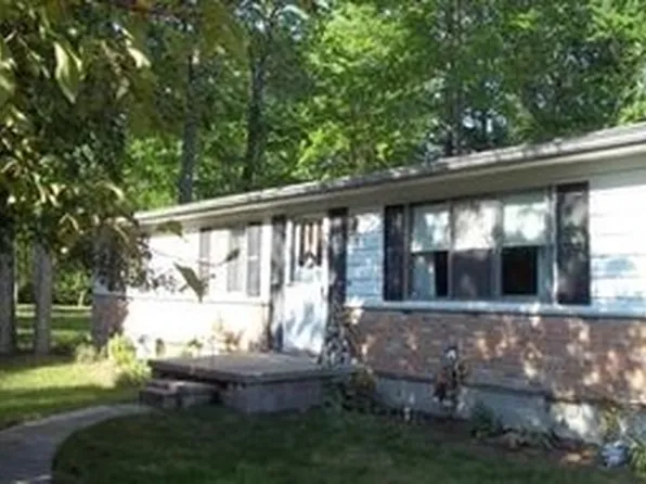 5283 Wilber Resort Rd, Oscoda, MI 48750