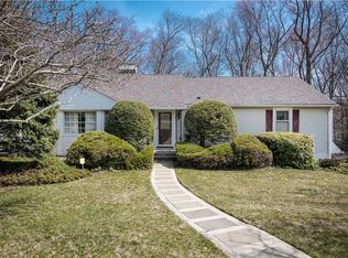 339 Deer Track Ln, Valley Cottage, NY 10989
