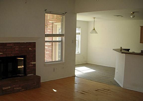 3rd image of 1514 Kensington Ct