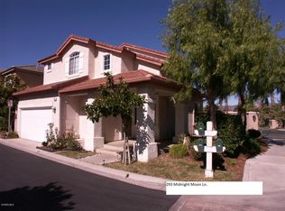293 Midnight Moon Ln, Simi Valley, CA 93065