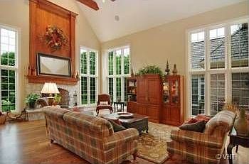 4th image of 2190 Churchill Ct