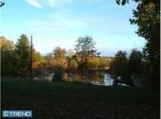 120 Muskrat Rd, Quakertown, PA 18951