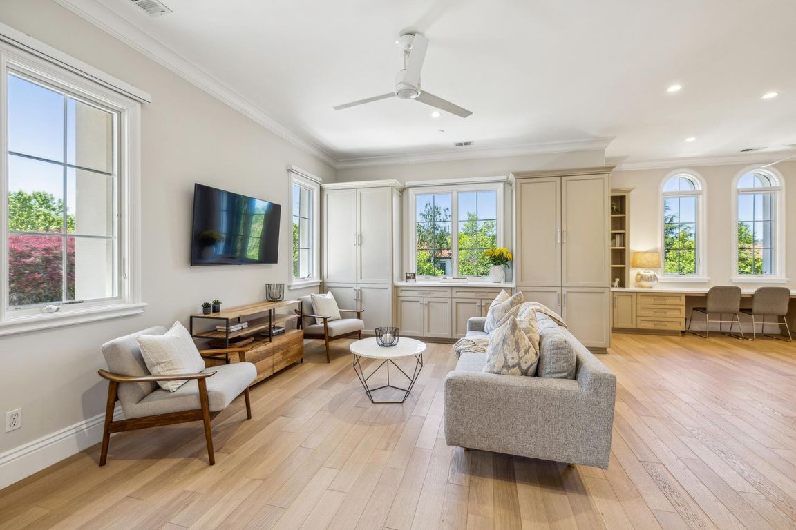 next background image