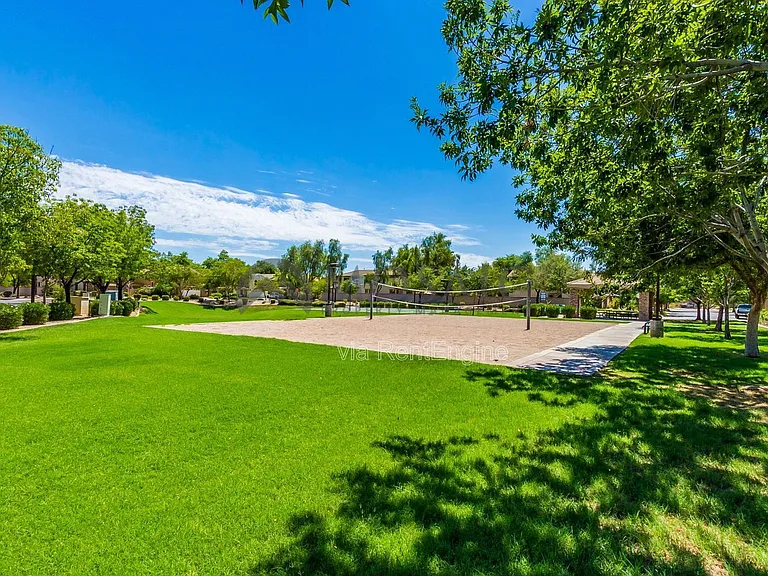 1384 S Sabino Dr — Photo 40