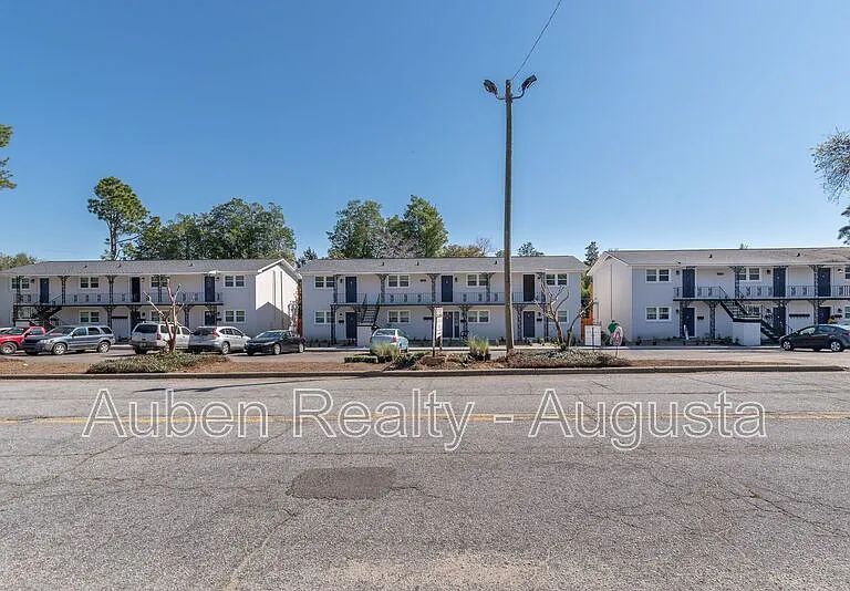 1604 Johns Rd #F — Photo 16