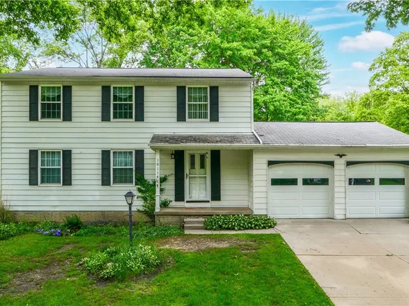 10114 Pirates Trl, Aurora, OH 44202