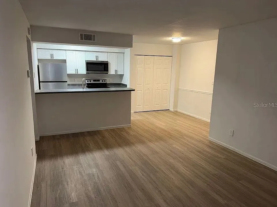 5313 Summerlin Rd #1302