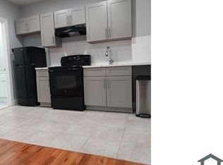 351 Mulberry St FLOOR 3, Newark, NJ 07102