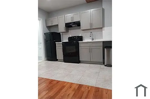 351 Mulberry St #3 Photo 1