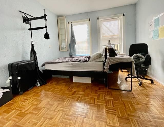 2nd image of 42 Anderson St #15