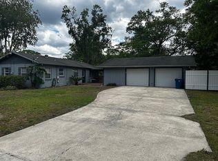 11496 Wingate Rd N, Jacksonville, FL 32218