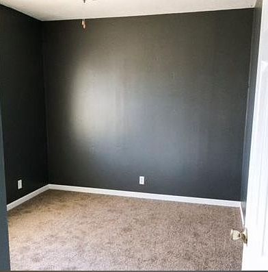 5th image of 611 W 25th St #2