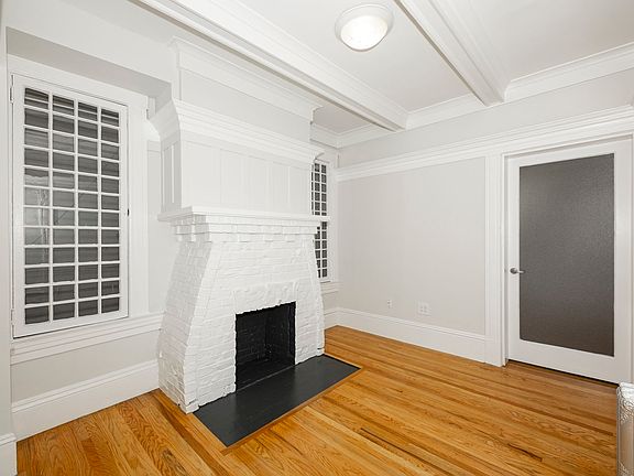 2nd image of 1060 Pine St APT 9