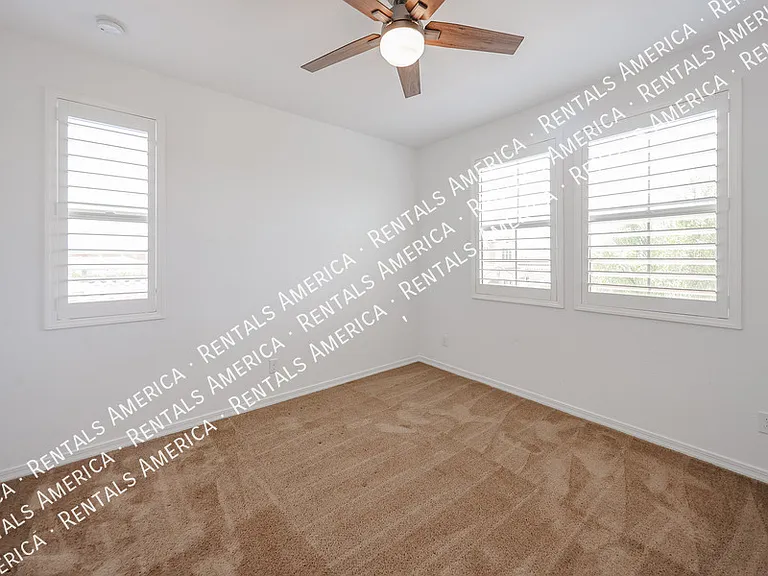 13487 N 174th Ave — Photo 36