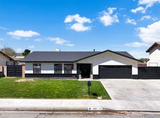 43117 Cherbourg Ln, Lancaster, CA 93536