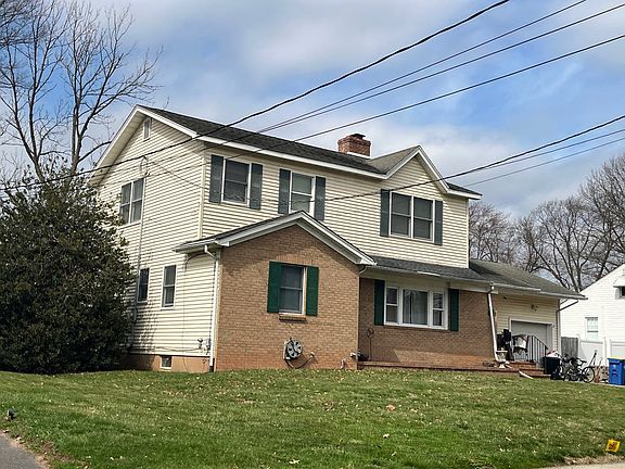 3rd image of 25 Meehan Ave