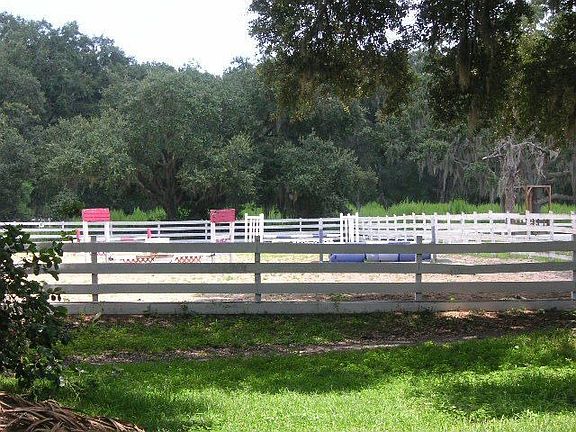 TRAINING RING