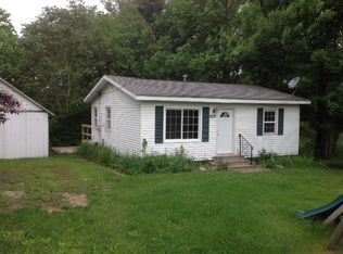 7628 N Cedar Ln, New Carlisle, IN 46552