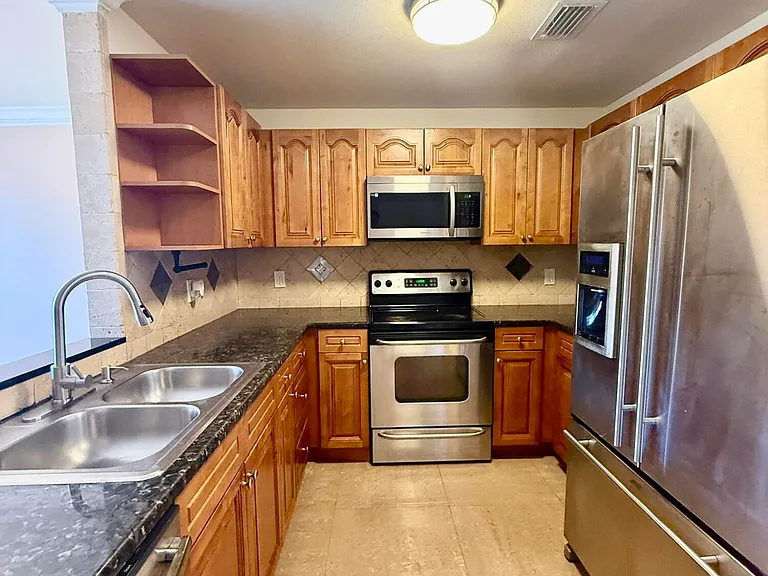 2050 Oleander Blvd #11-103 — Photo 7