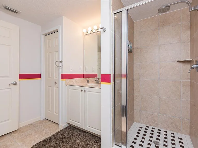 80 Surfview Dr #103 — Photo 40