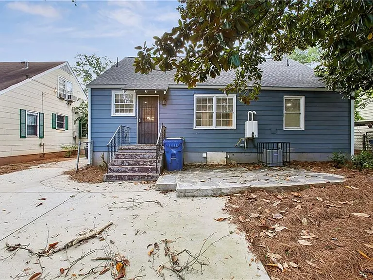 1649 Beecher St SW — Photo 24