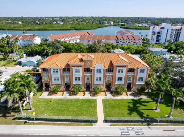 19217 Gulf Blvd, Indian Shores, FL 33785