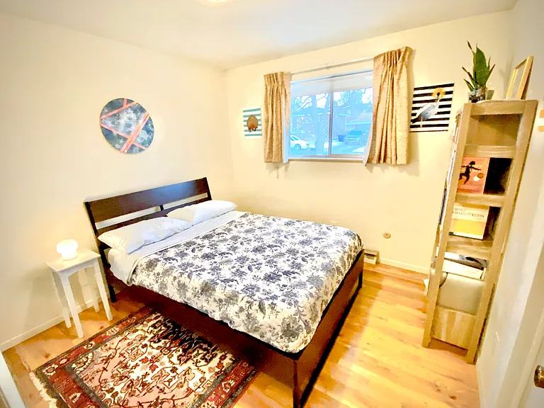 Small 2nd bedroom (unit is for rent unfurnished).