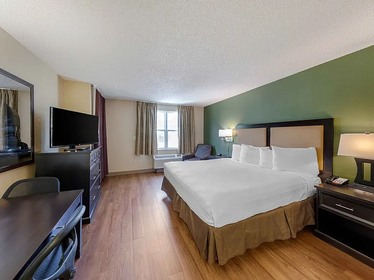 Studio Suite - 1 King Bed