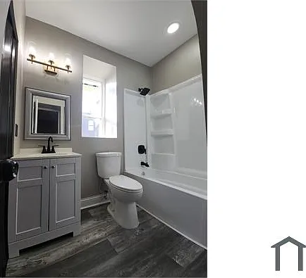 2126 W Muhammad Ali Blvd #4