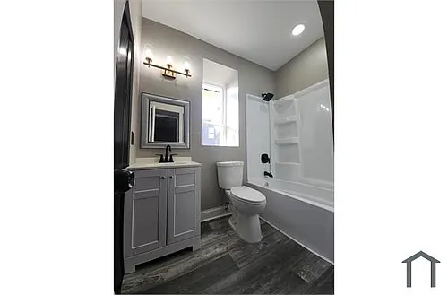 2126 W Muhammad Ali Blvd #4 Photo 1