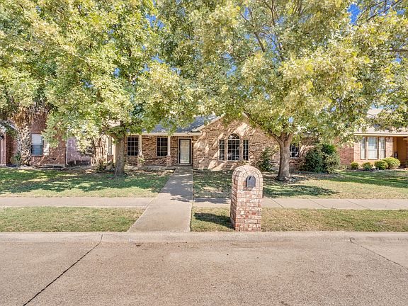 4th image of 233 Garden Valley Ln