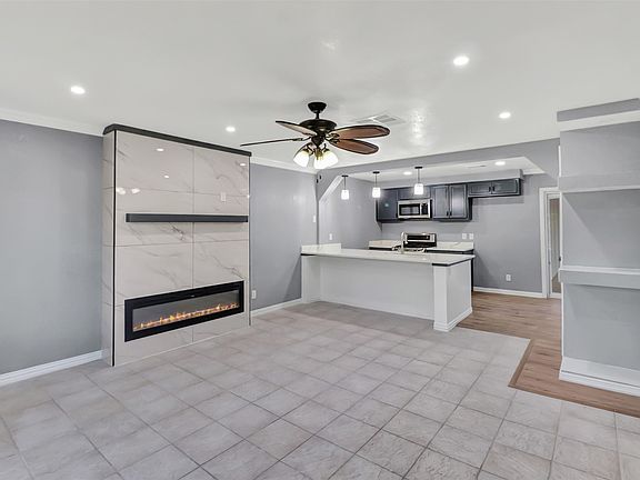 5th image of 1705 Japonica Ln