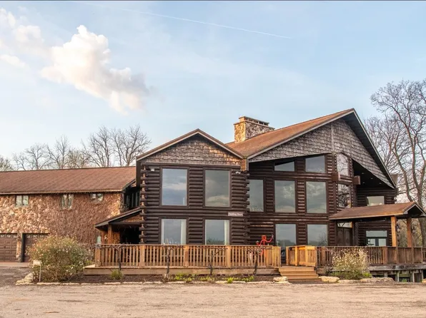 2003 W Hanover Rd, Hanover, IL 61041