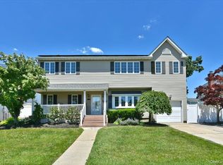 167 N Suffolk Avenue, Massapequa, NY 11758