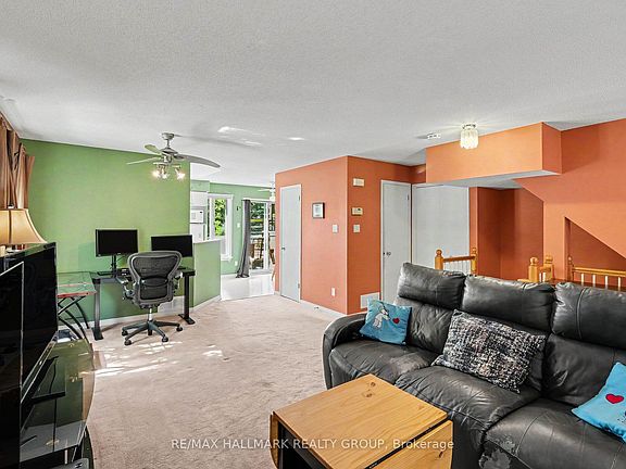 5th image of 4429 Harper Ave