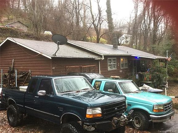 4th image of 68 Yarborough St