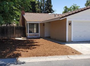 214 Honeysuckle Ln, Paso Robles, CA 93446