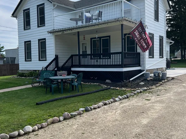 N8535 2nd St #N8533, Burnett, WI 53922