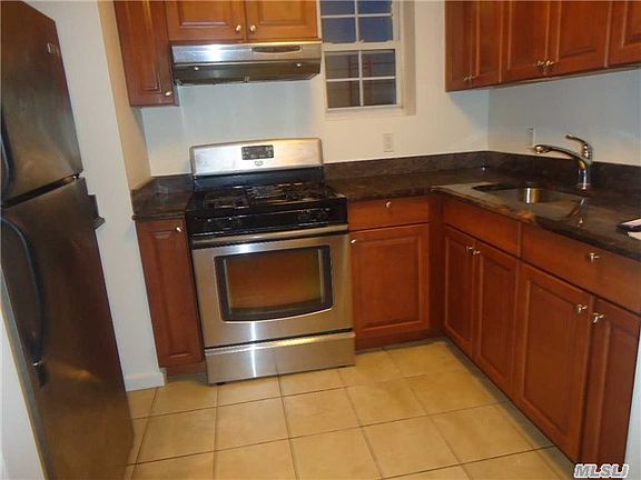 2nd image of 9112 175th St APT 8D
