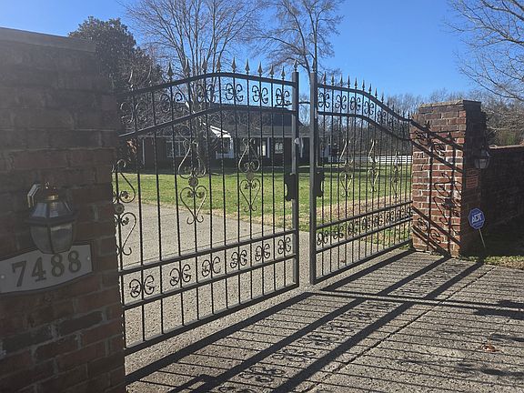 4th image of 7488 Lowe Ln