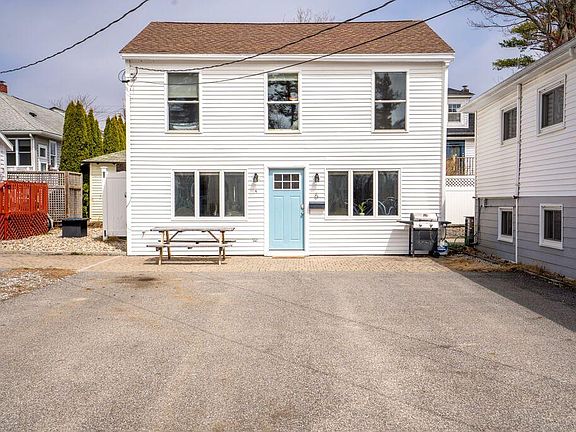 2nd image of 6 Seaview Avenue #6