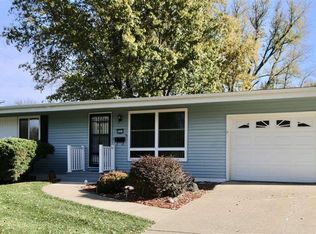 4641 N 81st St, Omaha, NE 68134