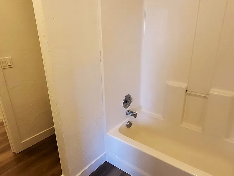 2602 E Southgate Ave — Photo 10