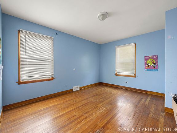 5th image of 38 N Summit Ave